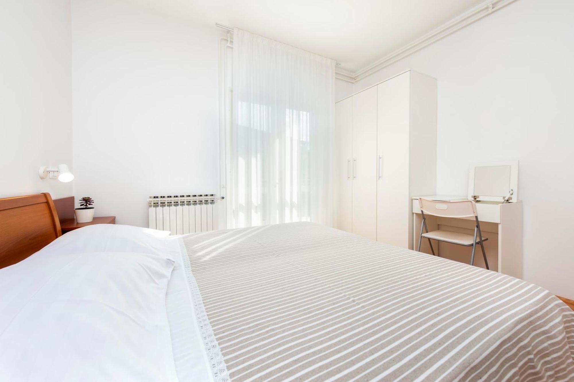 Apartments Magnolia โรวีน ภายนอก รูปภาพ
